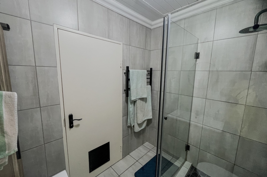2 Bedroom Property for Sale in Hagley Western Cape